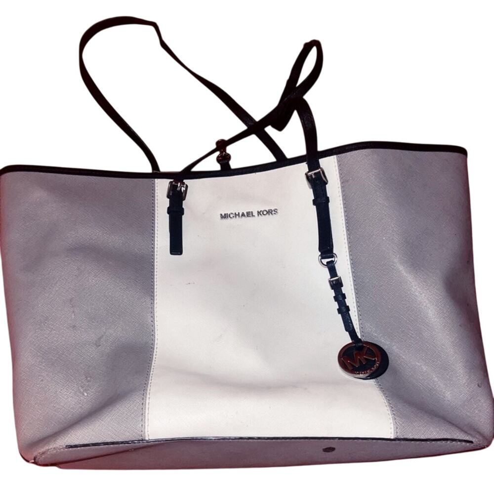 Michael Kors Large Jet Set Travel Tote – Two-Tone Gray & White